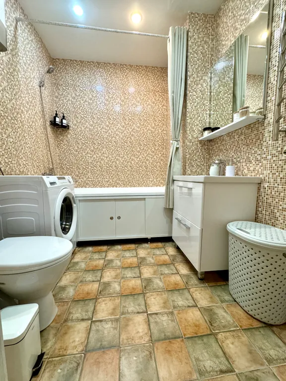 Светлая уютная евро двушка с красивым видом на закат