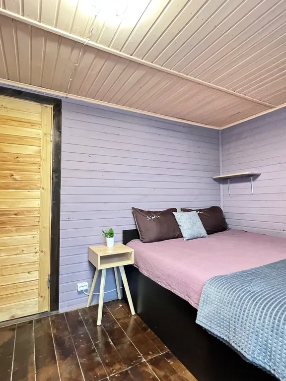 Коттедж Уединенный теплый дом без соседей с сауной, джакузи и бассейном — Луховицы