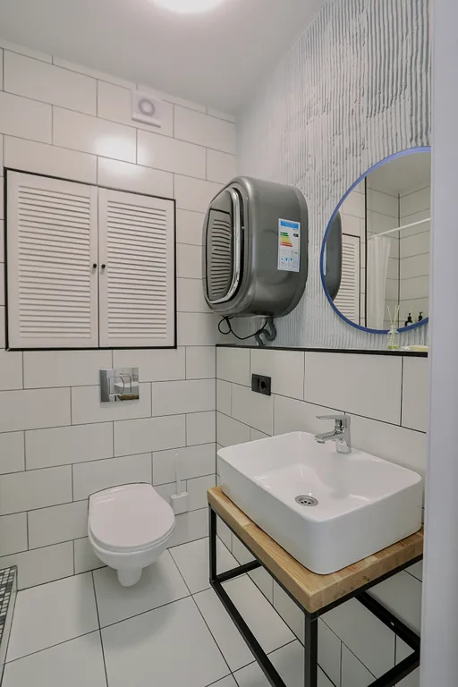 Милeйшaя студия с балконoм в центре гоpодa