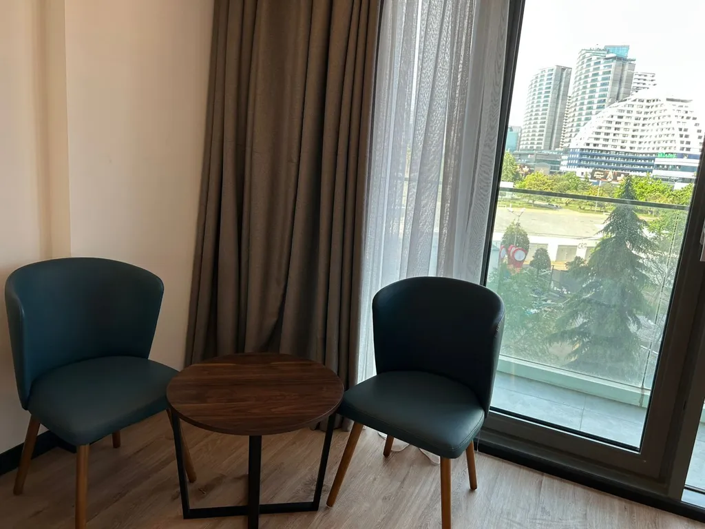 Апартаменты на самом берегу моря в жк Batumi View