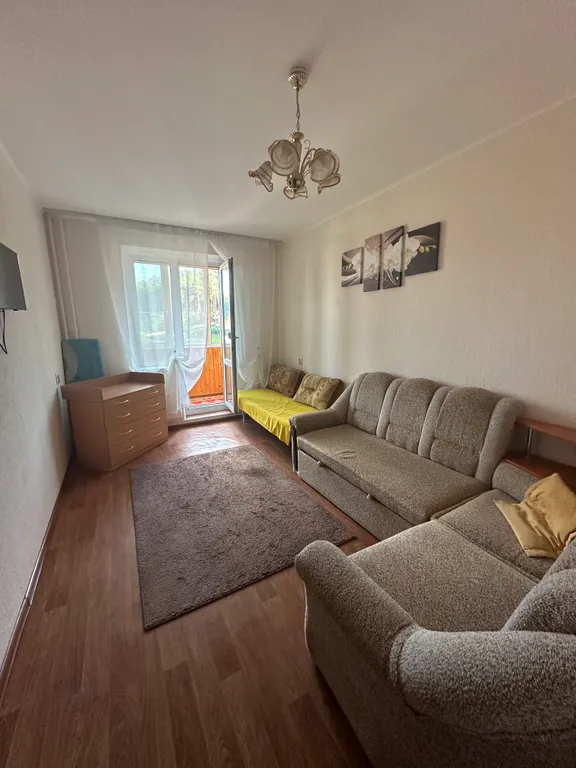 Квартира у озера.