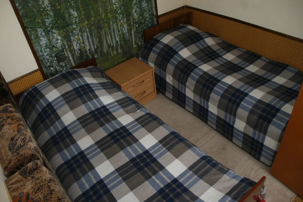 Двухместный летний номер с общим душем и туалетом