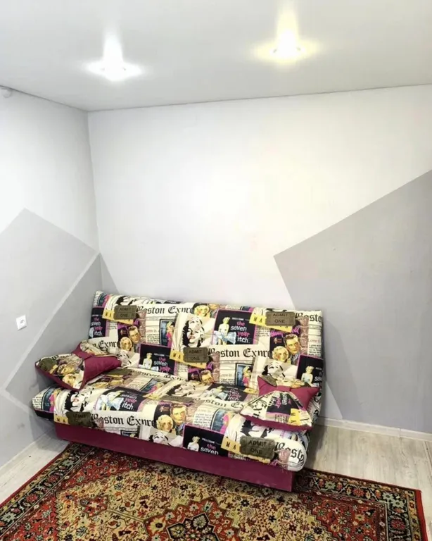 Квартирка на красной линии