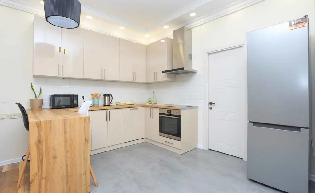 Стильная квартира с 2 спальнями / Стей Инн