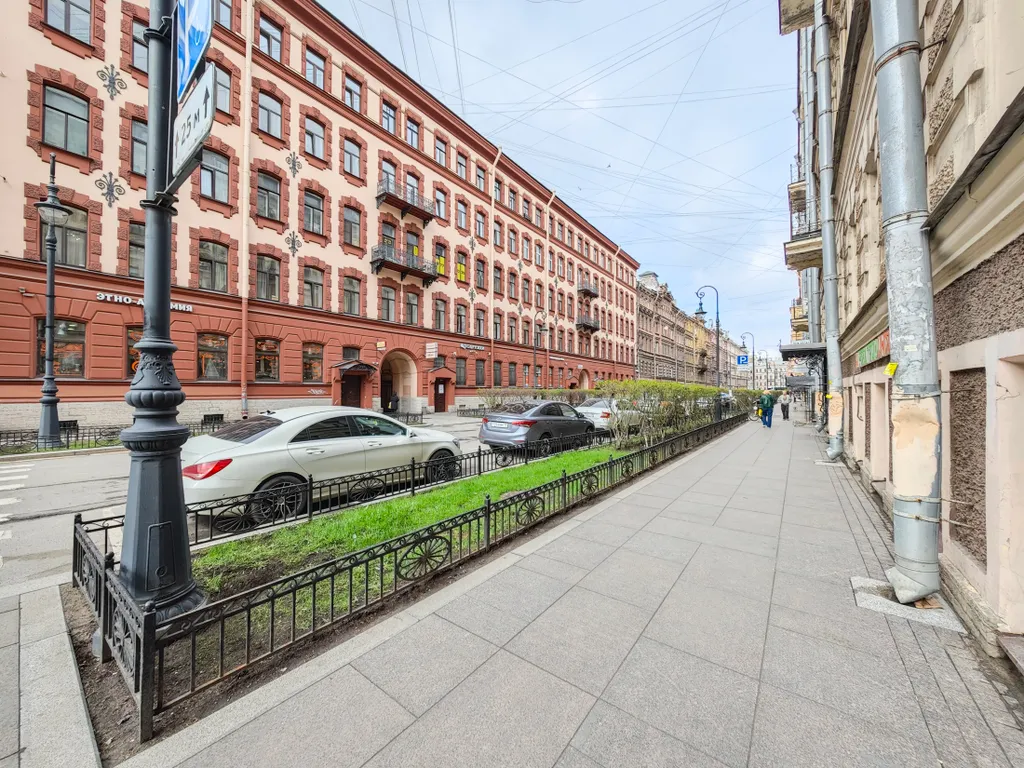 Квартира Мансардная квартира с 3 спальнями и атмосферой города — Санкт-Петербург