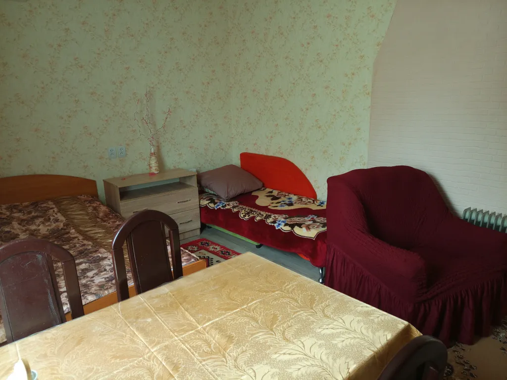 Уютная квартира с видом на Машук в уютном дворе частного домовладения