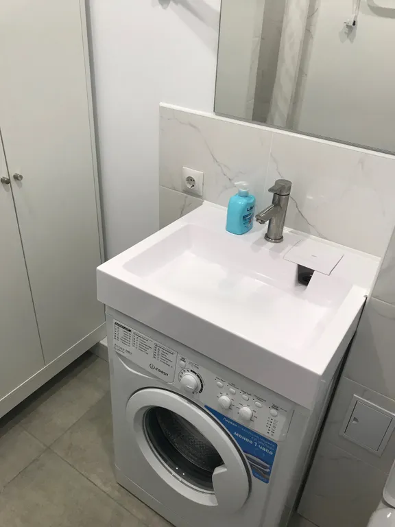 Уютная студия с новым ремонтом и мебелью