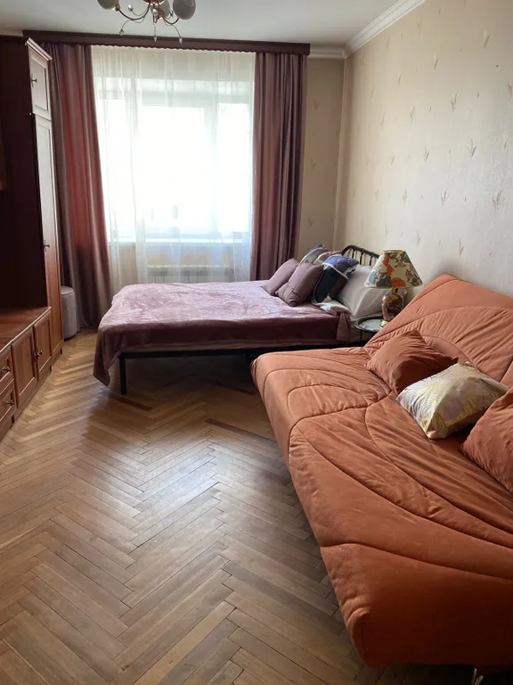 Уютная квартира у метро с видом на залив
