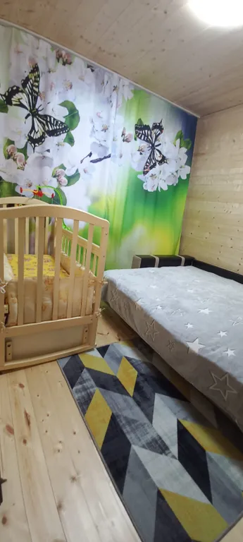 Дом с баней в тихом месте