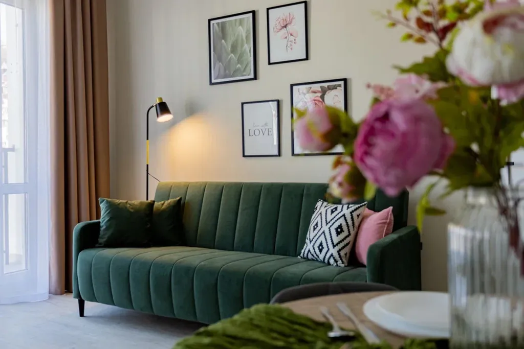 Стильная пятиместная студия в ЖК Летний