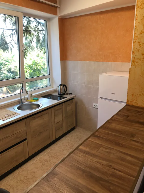 Небольшой дом в пригороде Ялты