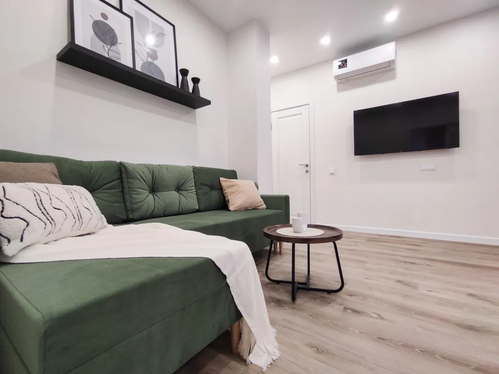 Большая, трехкомнатная квартира в центре Новосибирска