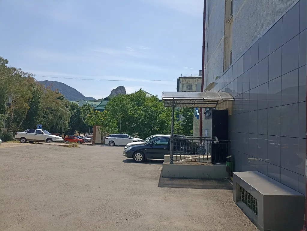 Уютная квартира с хорошим ремонтом