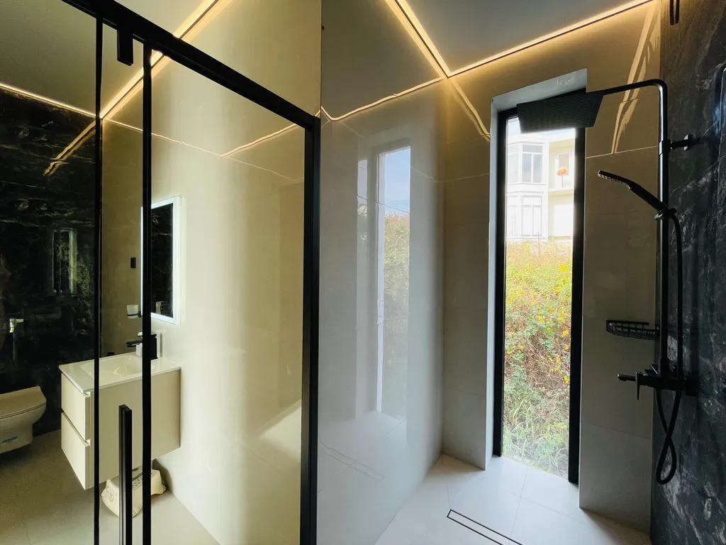 Вилла с бассейном и баней