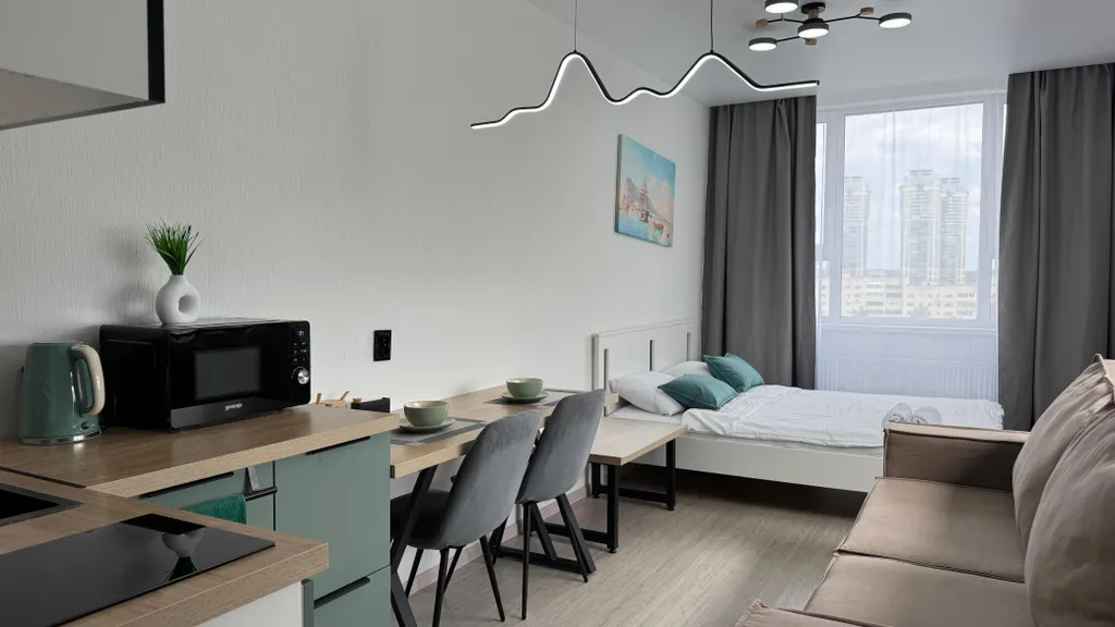 Студия на высоком этаже