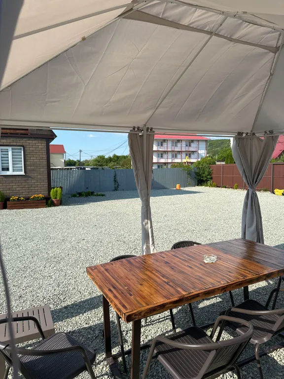 Уютный дом с бассейном