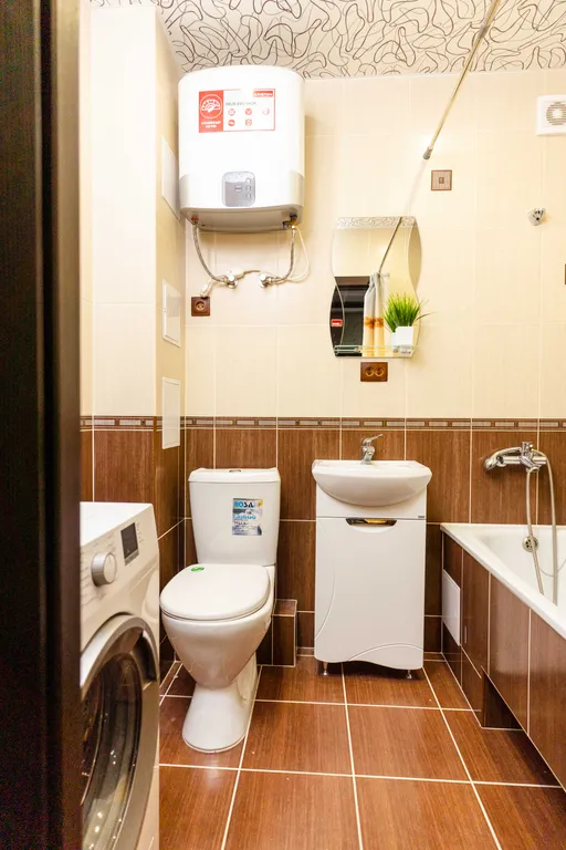 Студия с видом на ГЭС