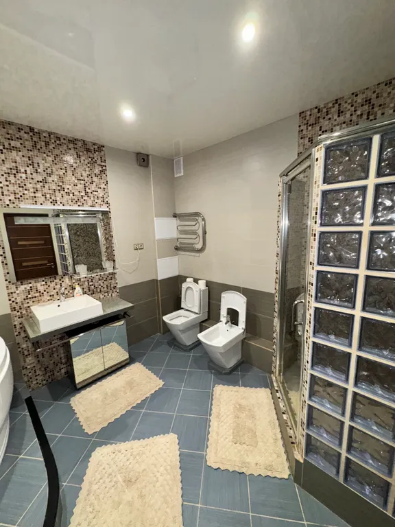 Современная квартира с видом на море и шаговой доступностью до центра