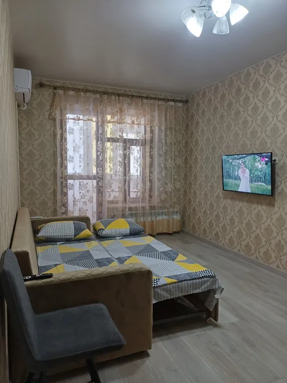 Уютная квартира с видом на горы, покрытые лесом — аренда посуточно в Махачкала