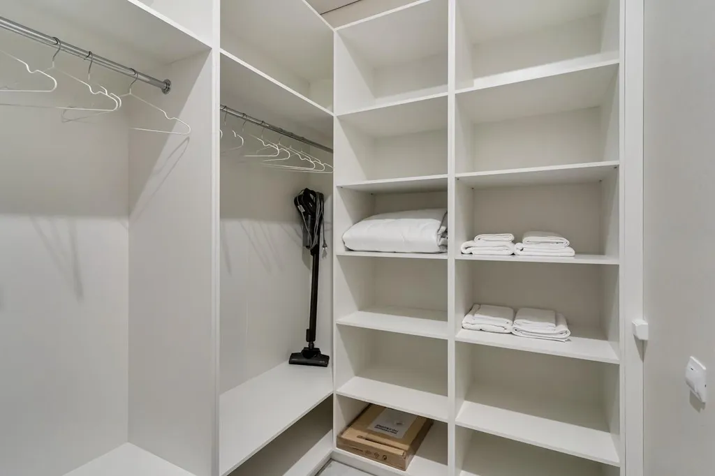 Стильная и просторная квартира