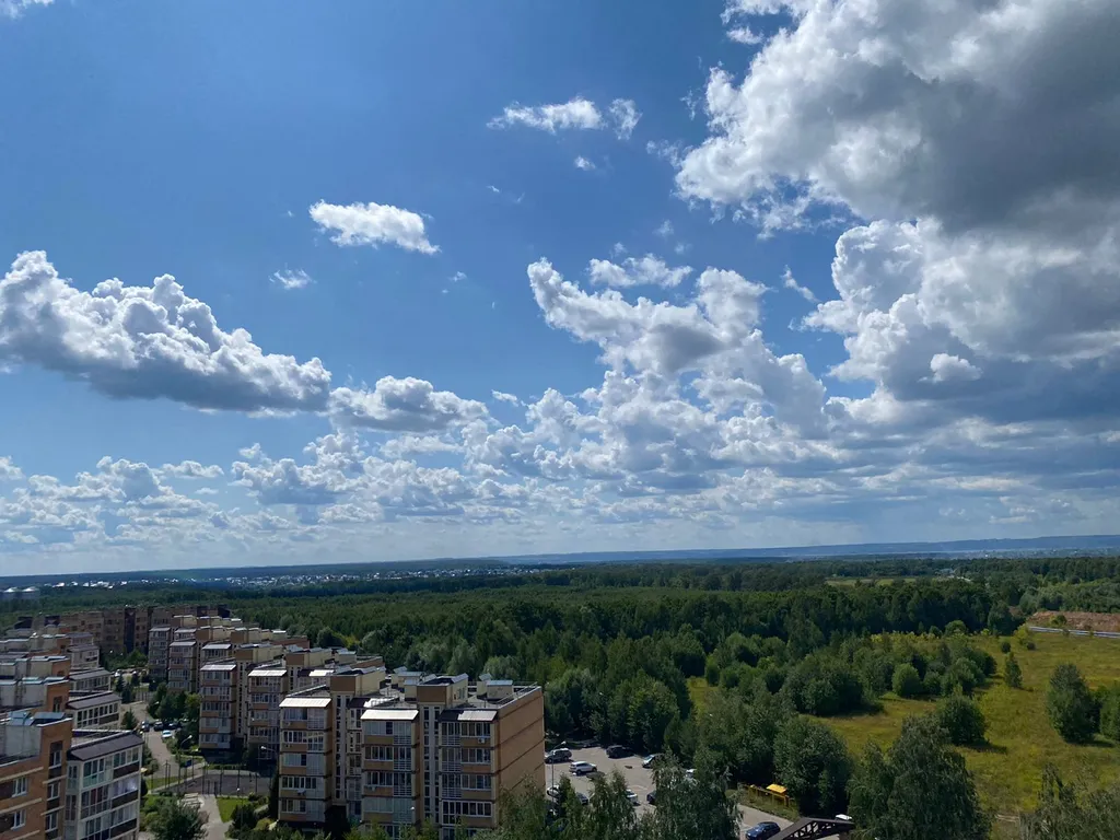 Уютная, новая квартира в зелёном микрорайоне с красивым видом из окна