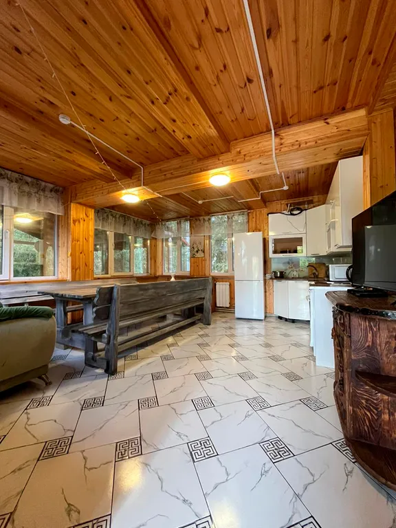 4-комнатный Дом