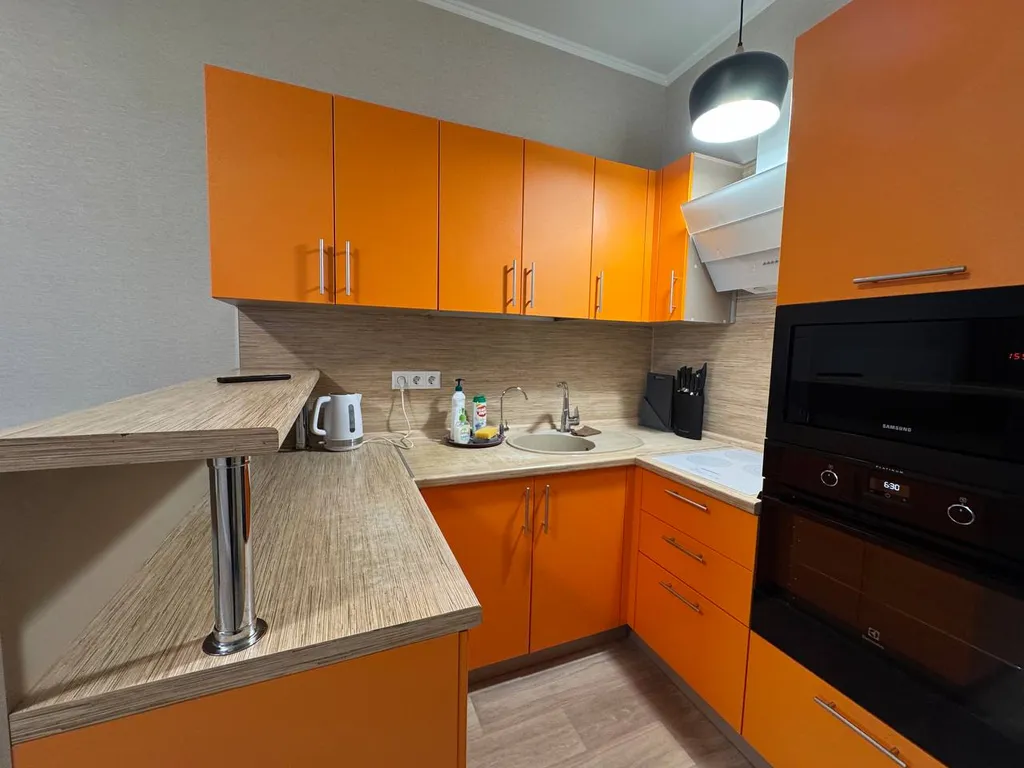 Новая однокомнатная квартира 1+ возле ТР "Аура"