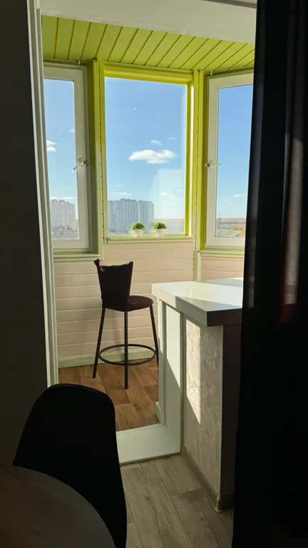 Уютная однокомнатная квартира с видом на самые красивые закаты у реки