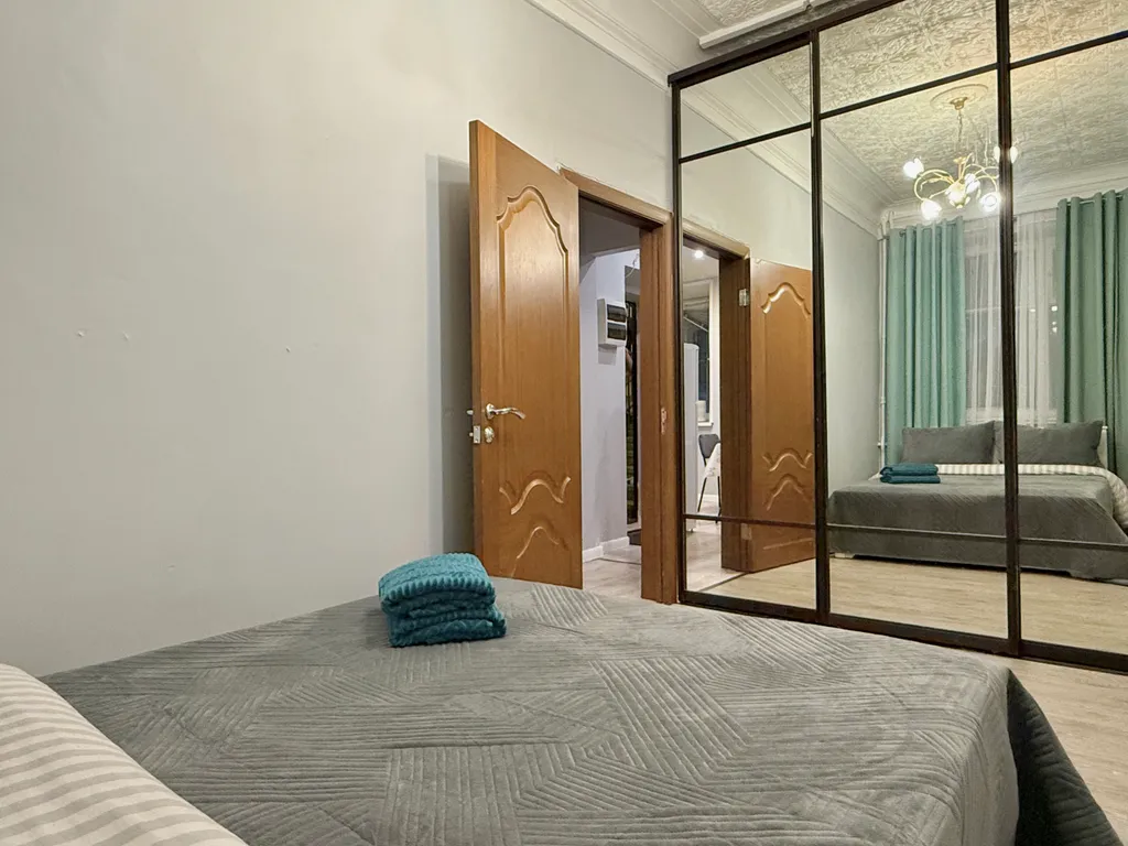 Квартира Двухкомнатная квартира на Кропоткинской — Москва