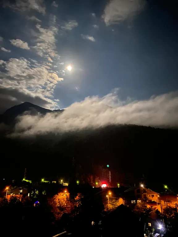 Чудесная квартира с видом на озеро и горы