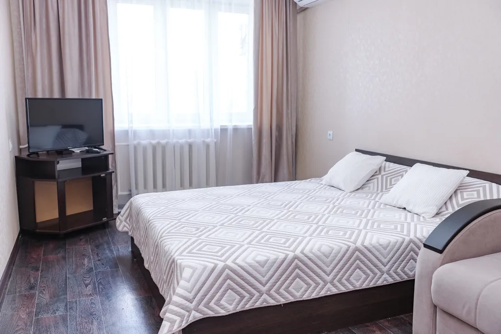 Чистая уютная 1-комнатная в центре, заселение до 23-00 часов