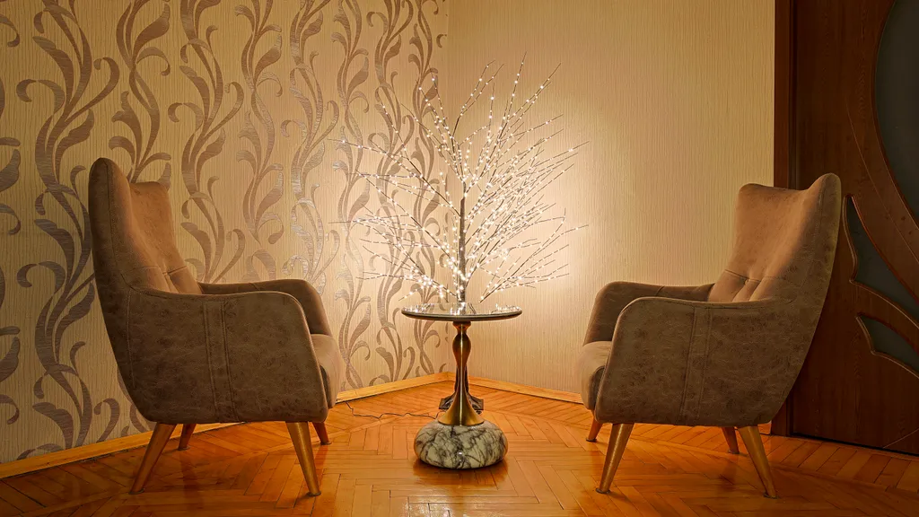 Двухкомнатный дом в старом городе c просторной спальней и кухней