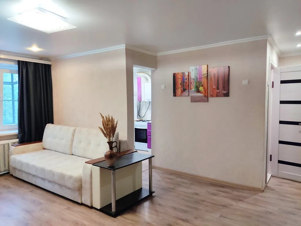 Уютная 3-комнатная квартира на 50 лет Октября