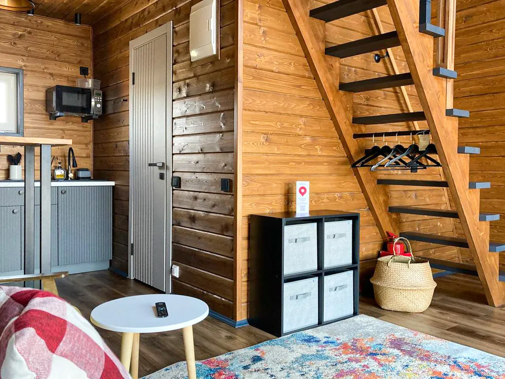 Дом Афрейм с подогреваемой купелью в террасе дома Лисичкино Карелия