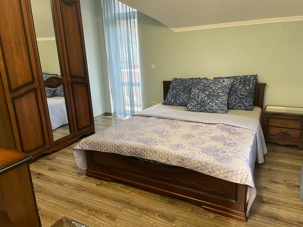 SPA-дом в Ялте. Бассейн круглый год, сауна, 10 соток рая+треккинг.