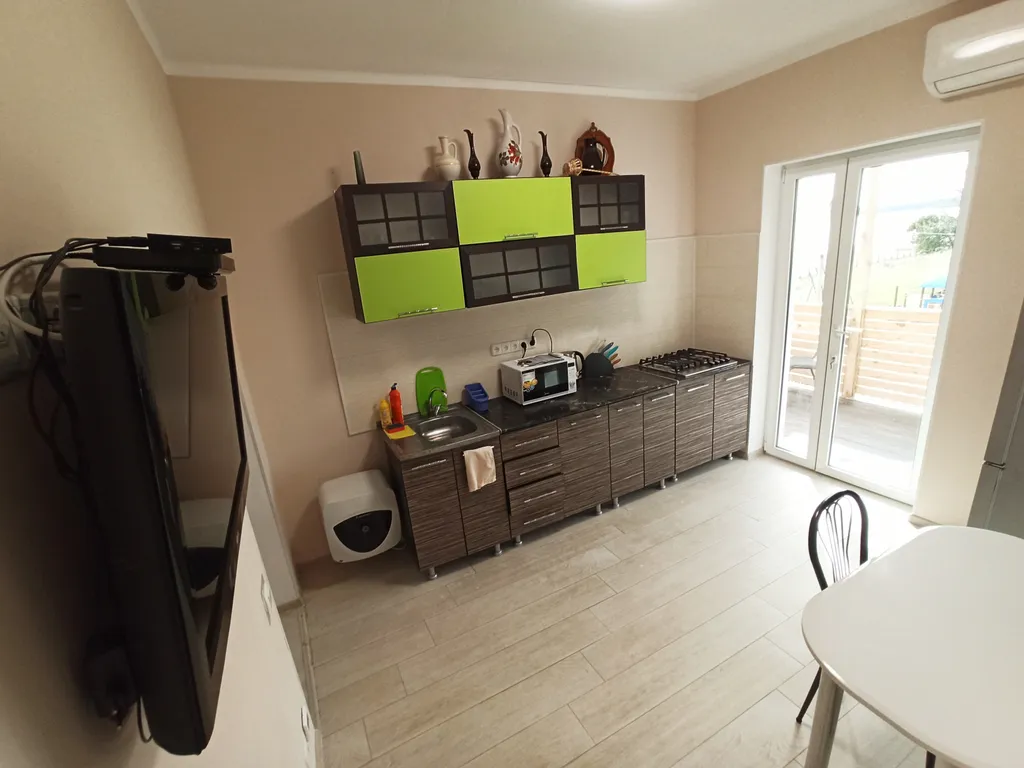 Апартамент с видом на море на берегу Пицундской бухты