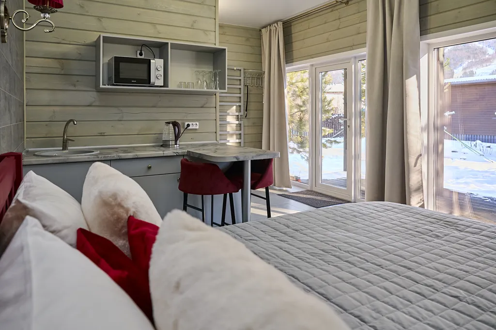 Шале для двоих, пешая доступность горнолыжных трасс