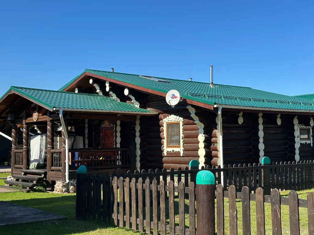 Дом на берегу озера Селигер D12