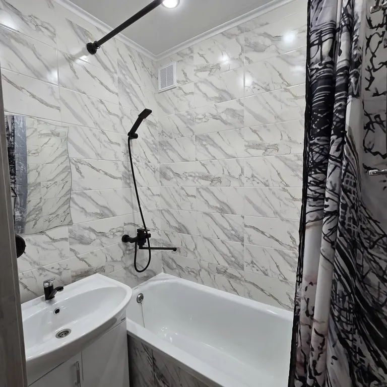 Квартира рядом с Площадью Ленина и поющими фонтанами