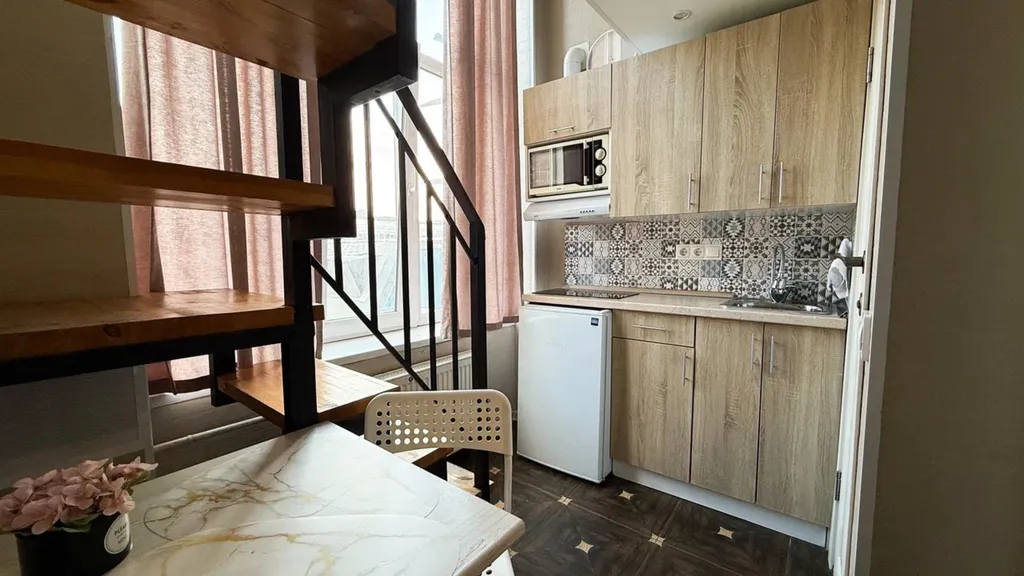 Квартира Квартира Двухуровневая студия у метро Автозаводская — Москва