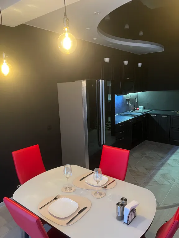 Просторная студия с панорамным видом