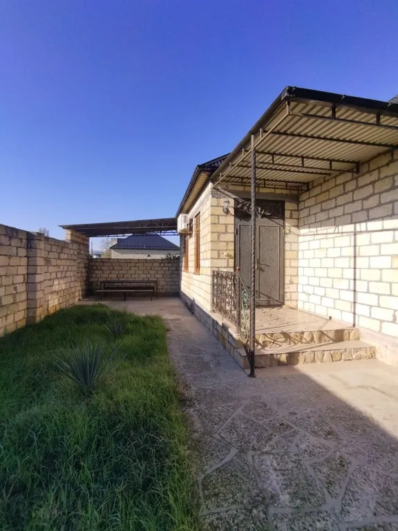 Коттедж Домик у озера — Дербент