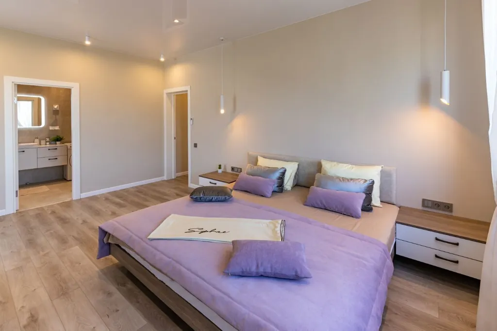 2-комнатная квартира с террасой и красивым видом