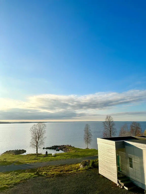 Солнечная гора Сяпся студия с панорамными окнами