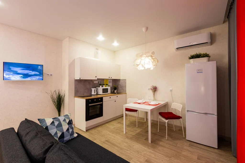 У нас уютно и гостеприимно, рядом с ТРЦ Планета, ждем вас