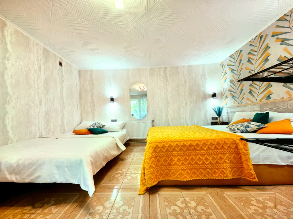 Уютная студия с индивидуальной терраской увитой виноградной беседочкой