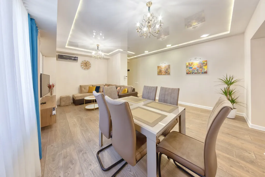 Sayat Nova 4 -Northern Avenue- -Opera House-