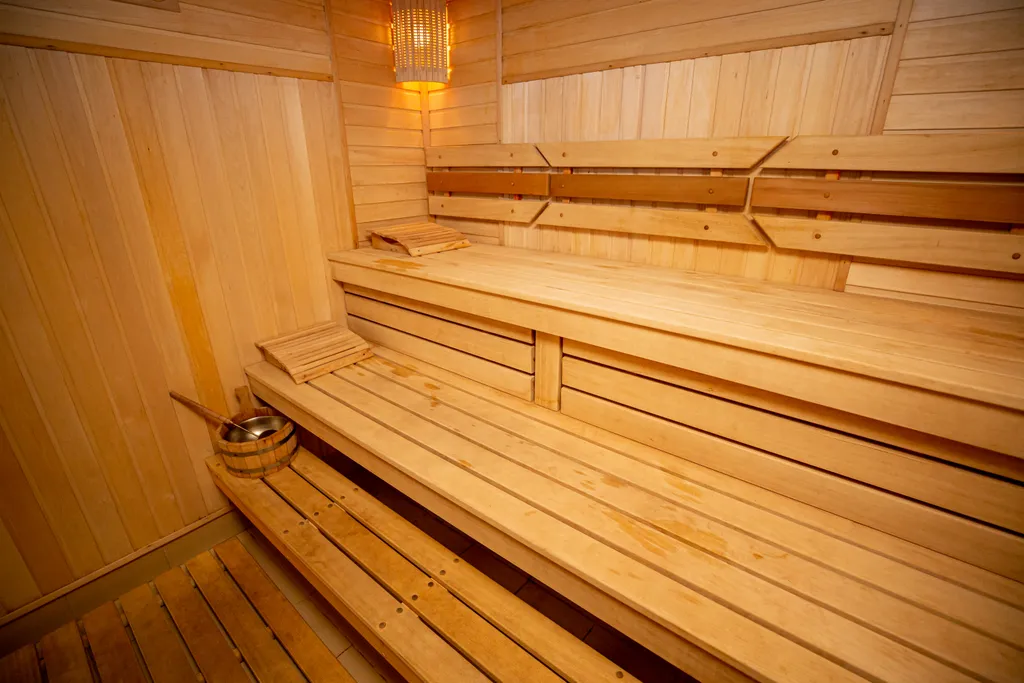 Загородный дом с бассейном и зоной отдыха