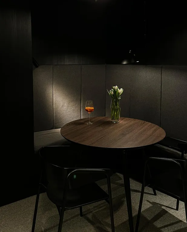 Загородный дом Helsinki с панорамными окнами на берегу реки Вуокса