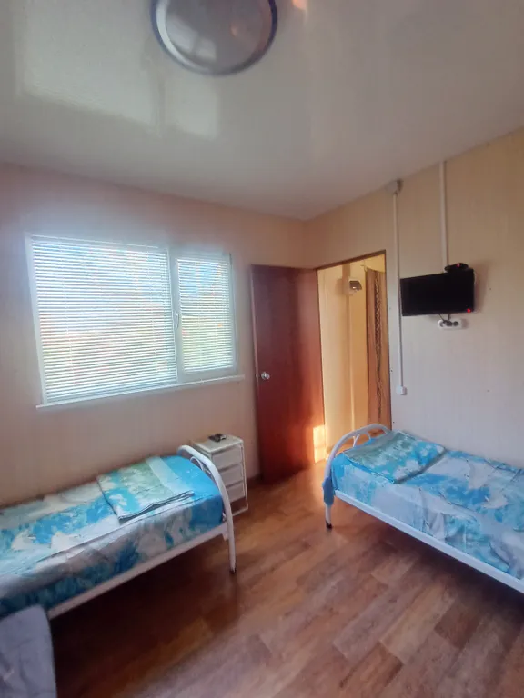 Двухкомнатный домик с мини-кухней и раздельными комнатами